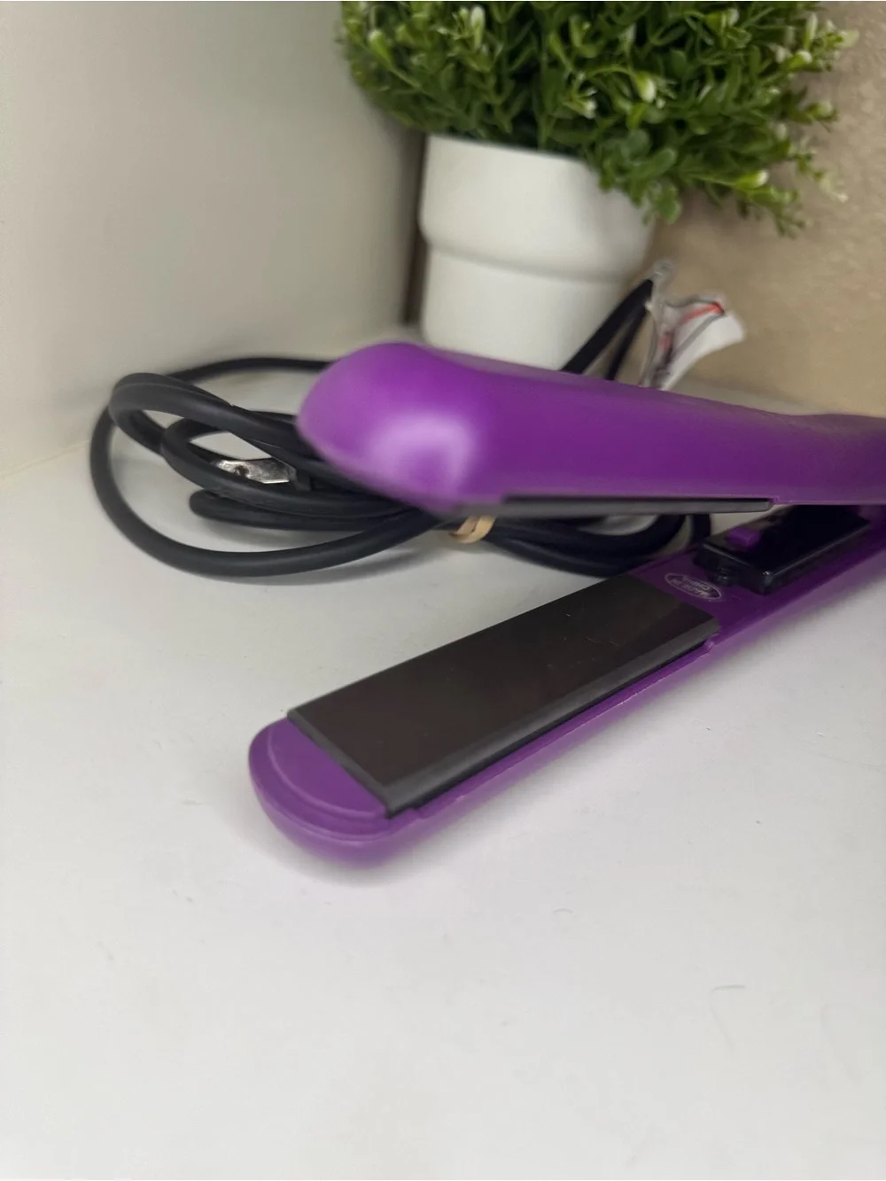 Remington Purple Ceramic Hair Straightener